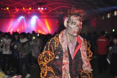 DJパーティ×ゾンビに絶叫！ナガシマスパーランドで初のクリスマス