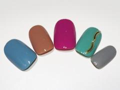 休日ネイルは大胆に！マルチカラーを楽しむシンプルデザイン【365日ネイル】 |