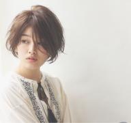 大人女子に人気の髪型とは？力の抜けたナチュラルさが魅力のヘアスタイル10選