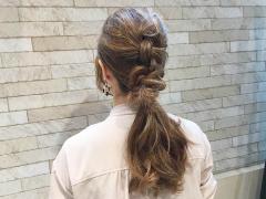 3分で” こなれる”時短アレンジ！誰でも簡単三つ編みポニーテールヘアアレンジ