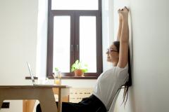 【動画あり】忙しくてもオフィスでできる「ながらエクササイズ」