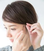 前髪をピンでスッキリ！学校や就活で使える留め方からかわいいアレンジまで |