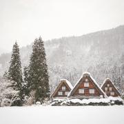 冬だけの絶景♡フォトジェニックスポット「雪の白川郷」を旅する魅力