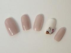 ビジューネイル31選【冬】｜シンプルから盛りデザインまで大集合！ |