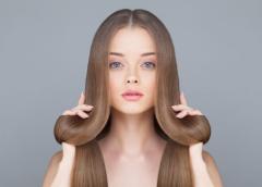 冬でもツヤ髪をキープしよう！ヘアオイルの効果的な使い方