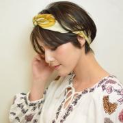 マンネリを感じさせない！冬こそお洒落な大人の「ヘアバンドアレンジ」