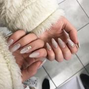 サロン派もセルフ派も必見♡オトナ可愛いベージュネイルレシピ集