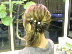 伸ばしかけでもかわいく作れる!!くるりんぱヘアアレンジのポイントとコツを解説
