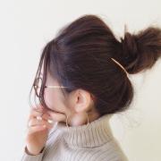 ボリュームネックと相性バツグン！冬コーデには崩れない「#メッシーバン」♡