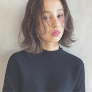 小顔の方程式♡色気も駆使した「リップバング」を試すべき！