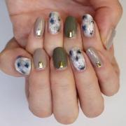 グレイッシュカラーで大人クール！ ポリッシュで簡単天然石ネイル【ギ☆のセルフネイル手