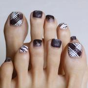 100均＆プチプラオンリー！ リアルで可愛いバレンタインチョコレートネイル【ギ☆のセルフ