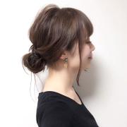 目指すは品の良い女性♡上品見えが叶うシニヨン時短アレンジ8選