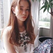 サイドヘアのアレンジが命！小顔美人になれる4つのコツ