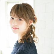 GUのプチプラバレッタをオン！ アシンメトリーで360度可愛い、ハーフアップアレンジ | lMAQ