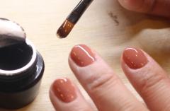 脱・素人見えネイル！セルフネイルでのNGな塗り方3つ