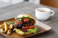 「ツタヤ ブック アパートメント」へ持ち込み可能　ダイニングレストラン2店舗誕生