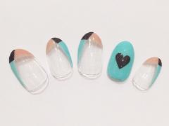 誰ともかぶらない！チョコミント×変形フレンチ【365日ネイル】 |