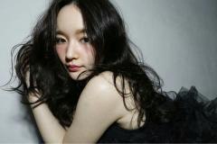 ロングの巻き髪で大人可愛く♡巻き方をマスターしたい！