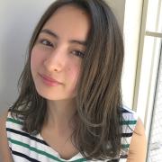 ヘアアレンジしやすいから♡結局「ルーズロブ」が一番楽チン！