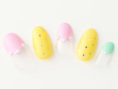 【365日ネイル】パステルネイルを清楚に！甘さ控えめの鍵はパール＆シルバー |