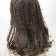 大人気カラー『グレージュ』を春色にグレードアップしよう♡2018