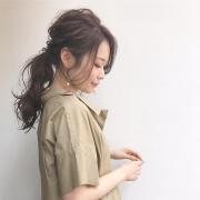 寝坊しても大丈夫♡テク不要＆時短の「ローポニーアレンジ」7選