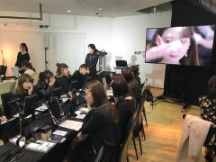 「肌がキレイ」と褒められる！口コミやSNSで大絶賛「KATE新ファンデーション」