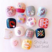  時間がなくてもサロン並み♡厳選『春の100均ネイルシール』カタログ
