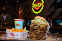 渋谷の最新食スポット「MAG7」が熱い！巨大バーガーに果物パフェ、イケメンが握る“飲める