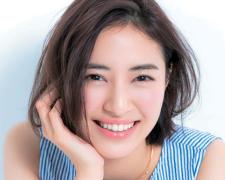 大人クール顔さんはくすみを飛ばしてフレッシュな上向きツヤ肌に｜顔タイプ診断 |