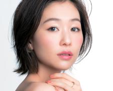 脱・幸薄！“薄めシンプル顔さん”はハイライトでメリハリ肌へ｜タイプ別メーク診断 |