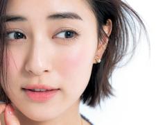 ハッピーな“赤ちゃんツヤ肌”へ…化粧下地からピンクを仕込めば簡単に |