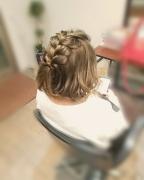 編み込みって難しい？自分で簡単にできちゃう編み込みをご紹介！