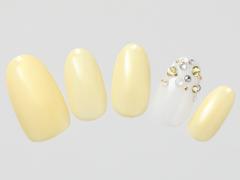 話題の『東京ミッドタウン日比谷』へ・・・ネイルはトレンド感満載の“イエローネイル×ド