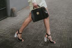 あなたは大丈夫？「ふくらはぎ」が太くなるNGな歩き方