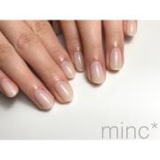 きらめく指先にキュン♡先端ラメネイルで運気アップ！