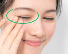 乾燥による小じわ対策！ おすすめのアイケア美容液＆クリーム4選 |