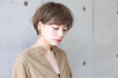 2018トレンドの髪色はグレージュ！その魅力をたっぷりご紹介♡