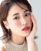 E-girls・藤井夏恋さんが大変身！ 大人の色気漂う色っぽ可愛げフェースに♪ |