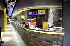 何コレ長すぎ！ソフトクリームもチュロスも日本一長いフードが集まる原宿の注目スポット