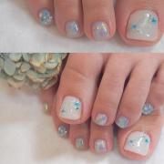 足元からおしゃれを演出♡今年流行フットネイル見本帳