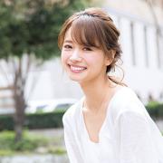 くるりんぱ×3つ編みヘアアレンジ｜ゆるふわくずしテクでアレンジ上級者風♪ |