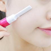 顔の産毛、どうしてる？正しい処理方法＆産毛処理のメリットとは