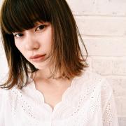 インスタ映えもバッチリ！ 重めバング×インナーカラーのおしゃれ見えボブ | lMAQUIA