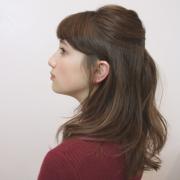ぶきっちょさん必見！ヘアピンで留めるだけ「簡単アレンジ」6選