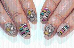 初夏を感じる♪季節感あふれるカラフルモチーフネイルで今年の夏を満喫！