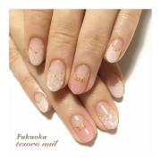 落ち着いた色合いが素敵♡初夏の万人ウケお上品ネイル - LOCARI（ロカリ）