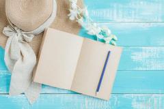 これで化粧が崩れない！ お直しに最適な"ミスト化粧水"3選