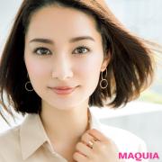 高橋里帆さん直伝！ イエベ肌×夕方4時のメイク直しはシルバーハイライトを投入 | マキアオ